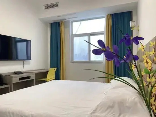 Small Forest House Hotel (Suizhou Wanda Plaza Branch)