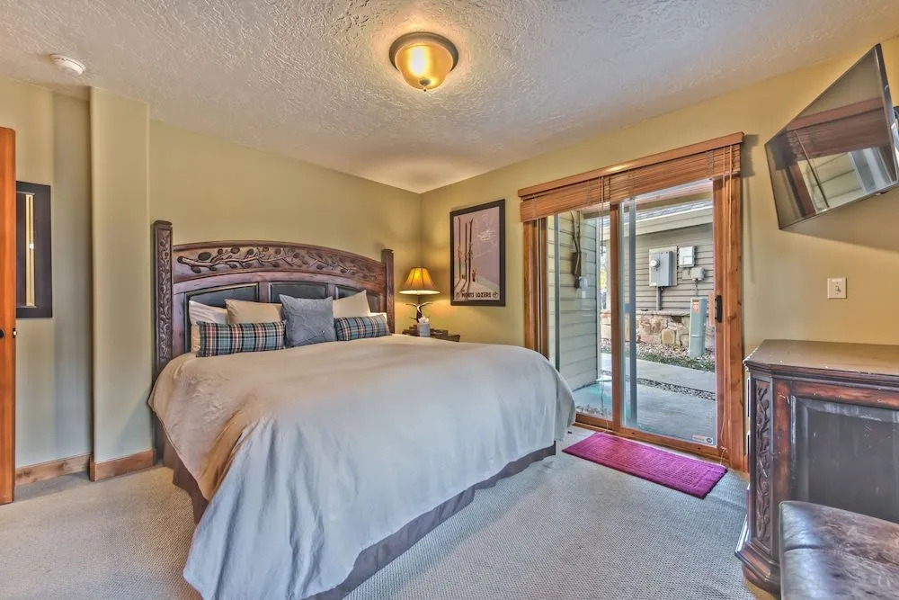 Park City Sullivan Manor