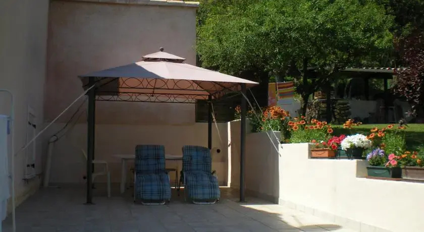 Holiday home Yvernat