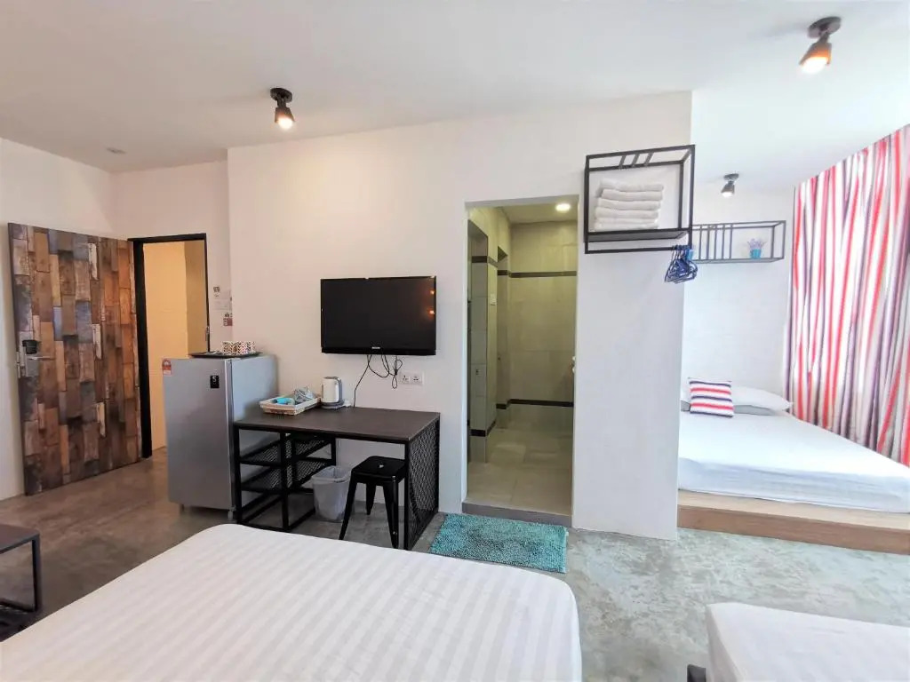 MWV Suite Room (MUAR)