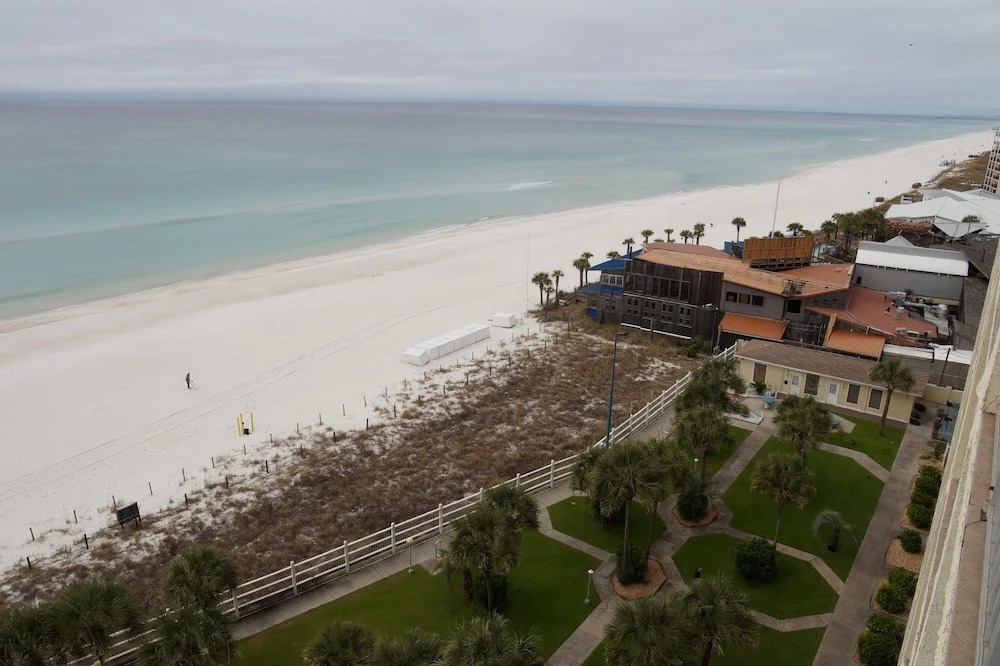 The Summit by Panhandle Getaways