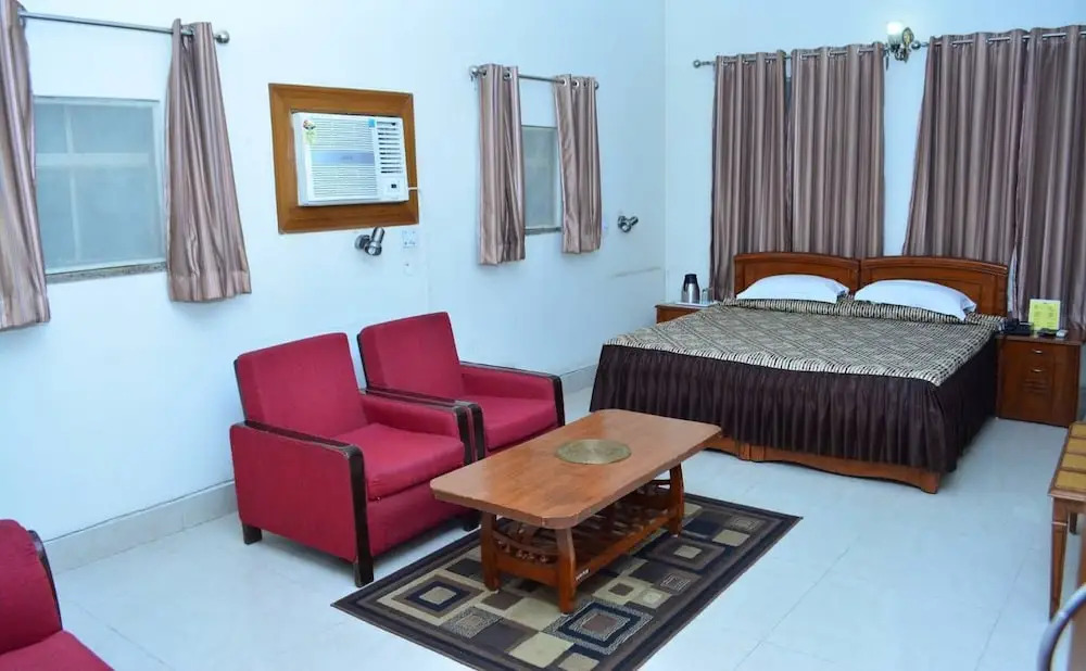 Blue Triangle Family Hostel