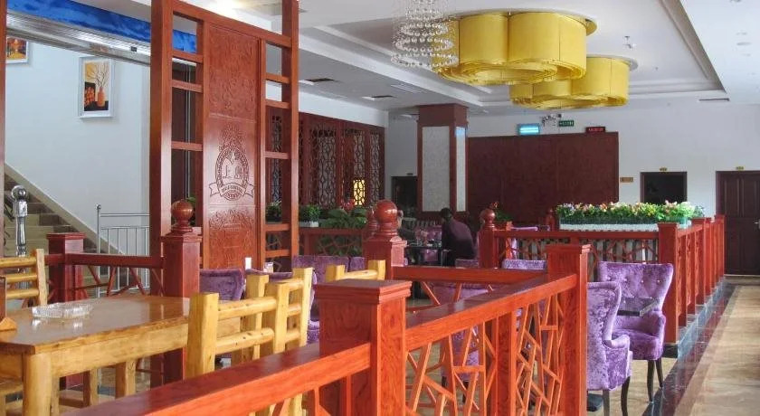Fengxianghu Hotel (Haikou East High-speed Railway Station)