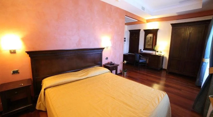 Hotel Teocrito