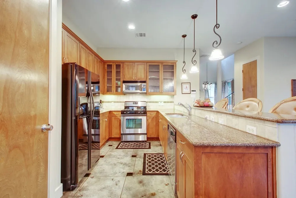 5002 Lynnwood St Duplex Unit A