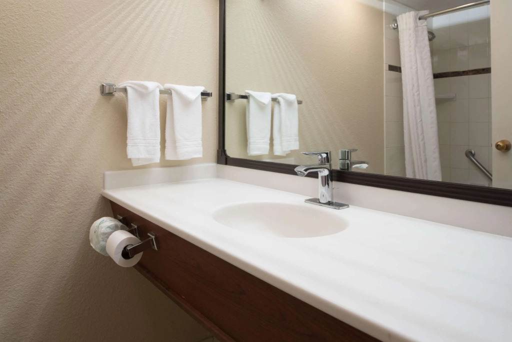 Ramada by Wyndham Downtown Spokane