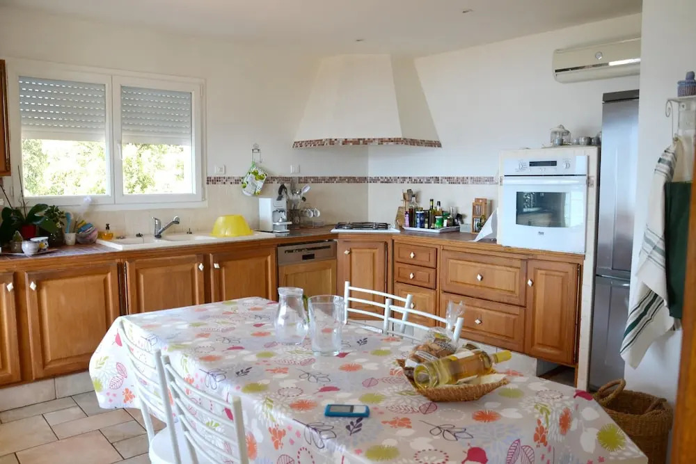 Villa With 4 Bedrooms in Porto-vecchio, With Wonderful sea View, Enclo