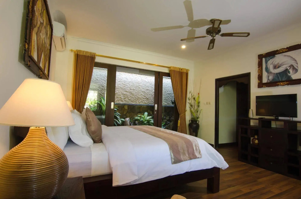 Villa Nesanur - Comfortable & Spacious Beachside Sanur