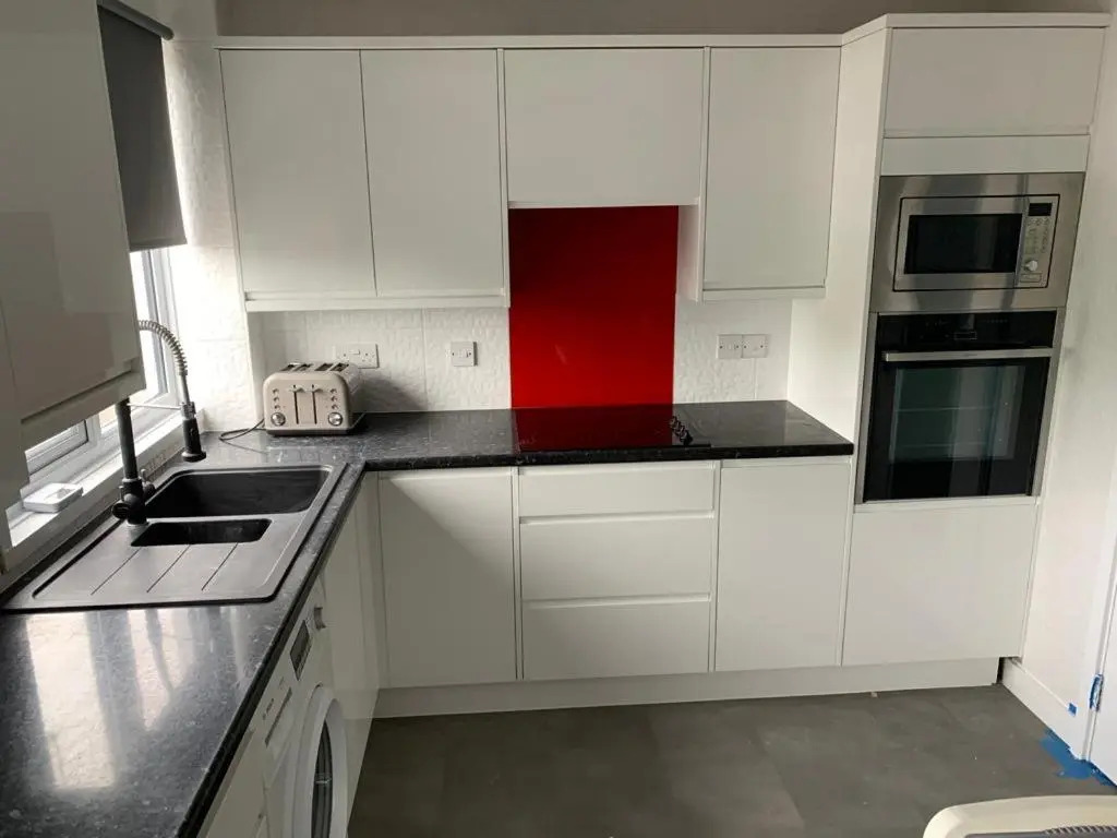Double room with private bathroom in Basingstoke