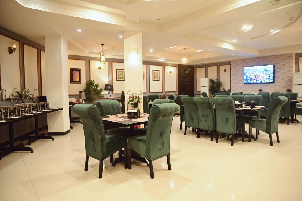 Отель Best Western Faisalabad City