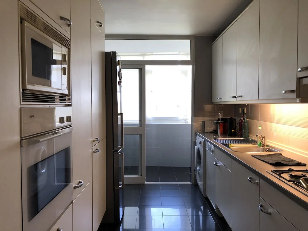 Lisbon Luxe Spacious Flat