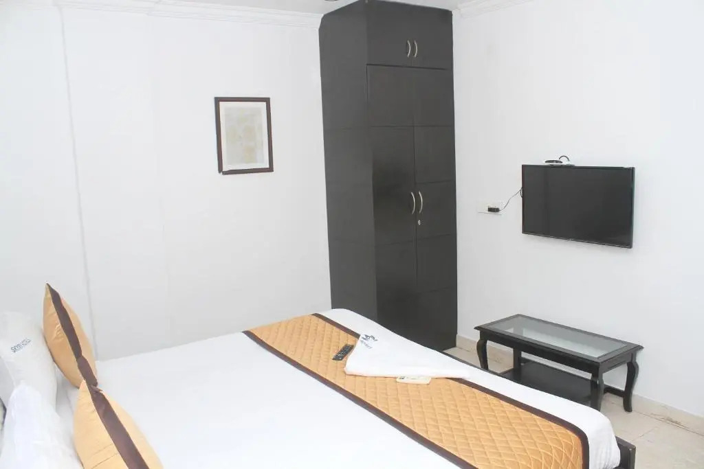 Skyry Residency