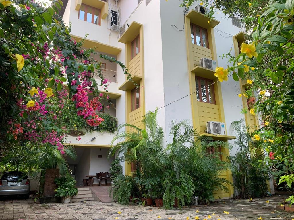 Alamanda Guest House
