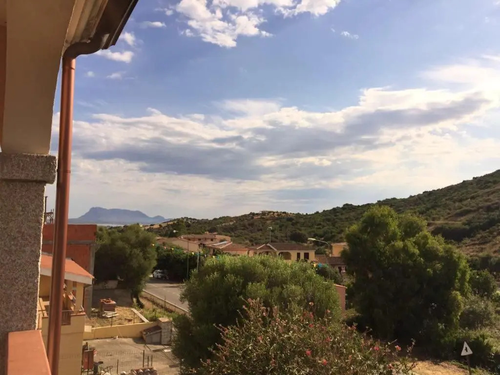 Apartment with 3 bedrooms in San Teodoro with wonderful mountain view furnished terrace and WiFi 4 km from the beach