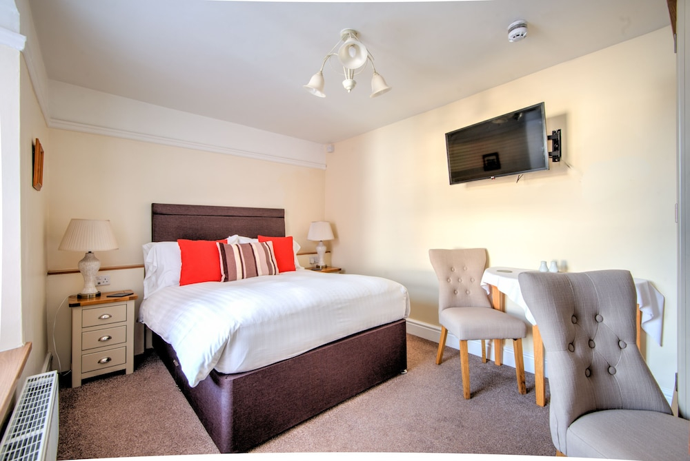 Potters Mooring Guest House