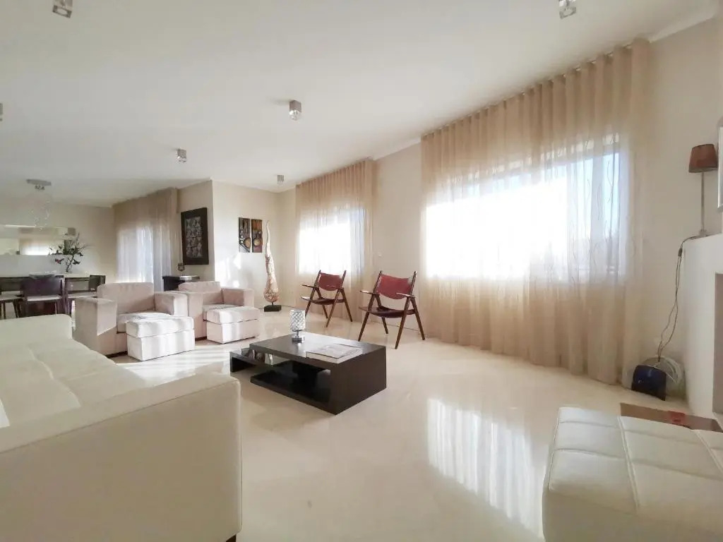 Entire floor parque nacoes prime apartments expo30