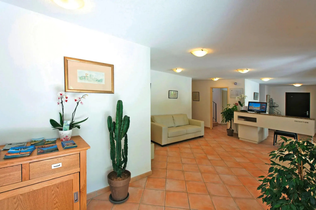 Res Le Vieux Moulin Ile Rousse, Apartment for 4 pers