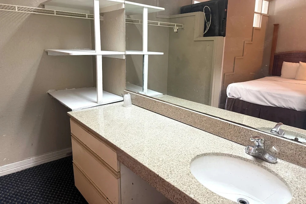 Homegate Studios & Suites San Antonio Medical Center