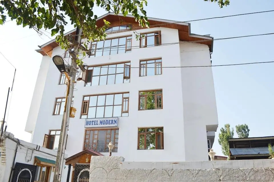 Hotel Modern