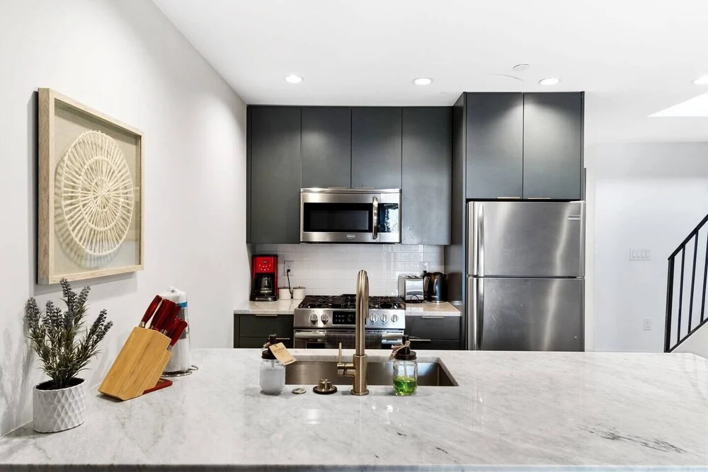 Inventors' Loft Stay in the Heart of All