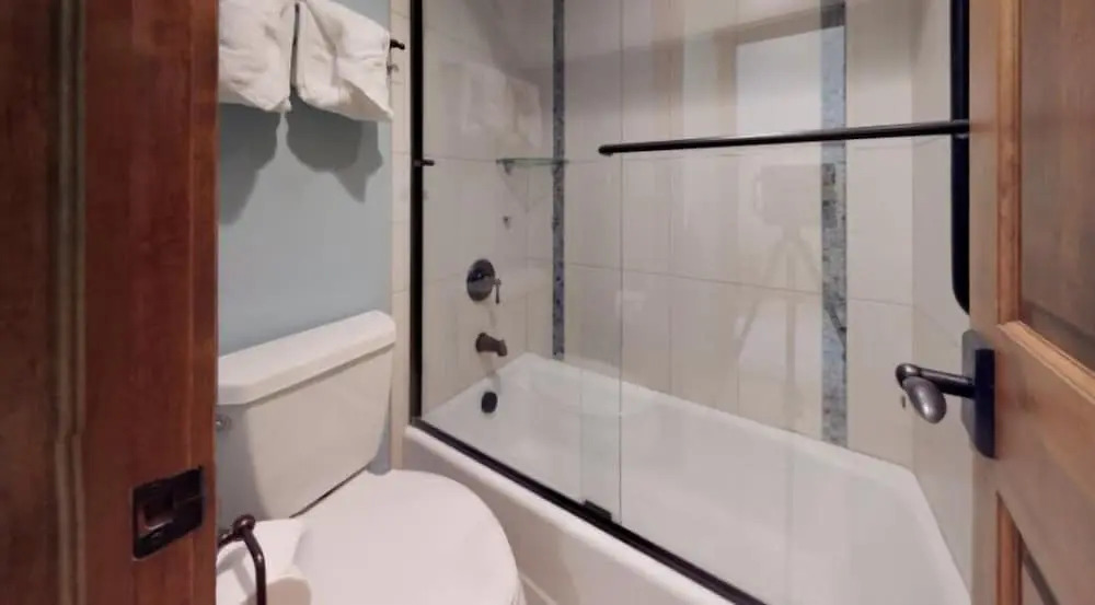 Lionshead Village Landmark Condos 3 Bedroom