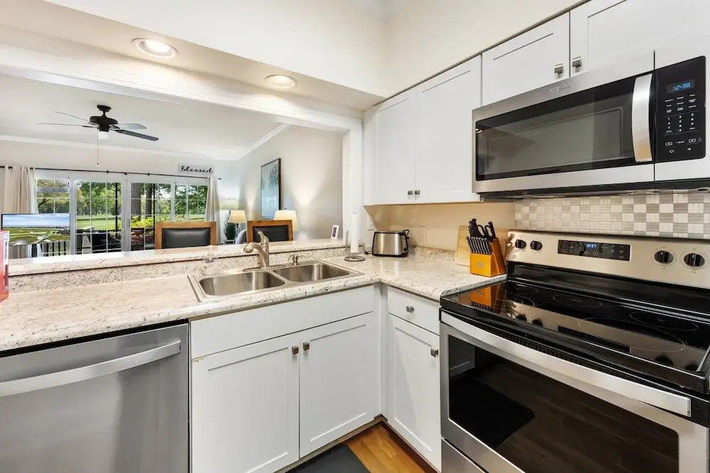 9th Hole Is Absolutely Everything You Want For Your Vacation Or Golf Trip. 3 Bedroom Condo by Peace Vacations