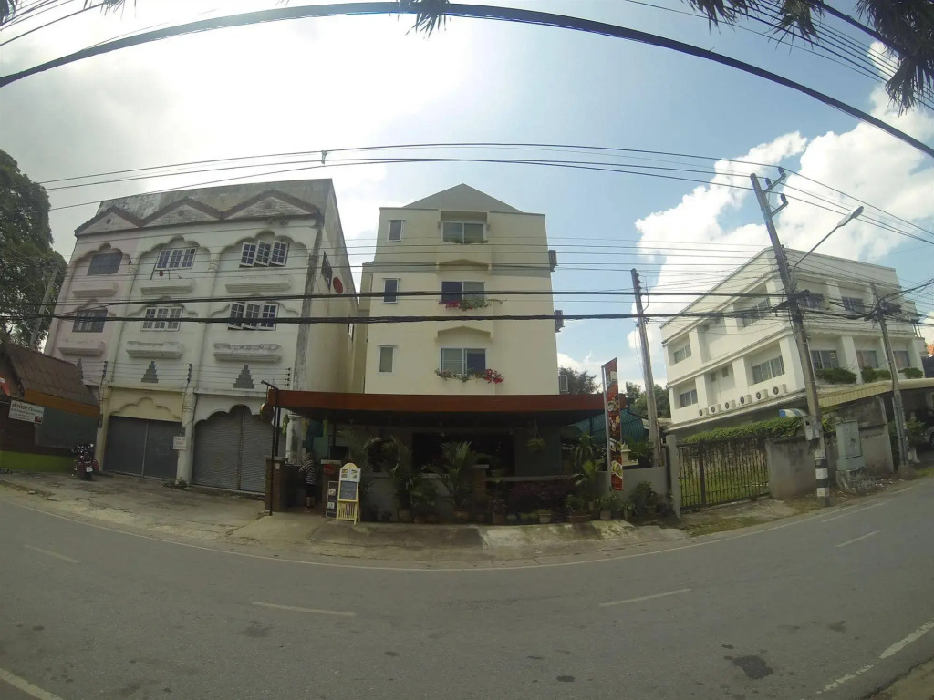 Oyo 304 Seven Suns Residence
