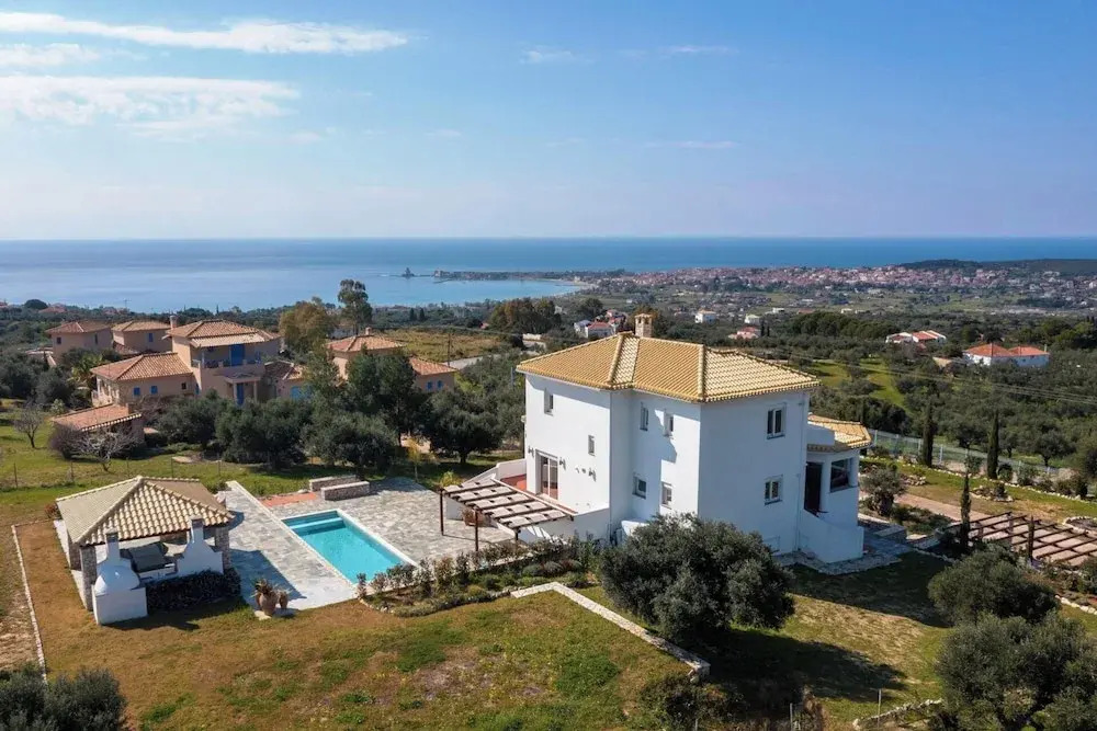 Kbel sea view Villa private pool sleeps8 garden