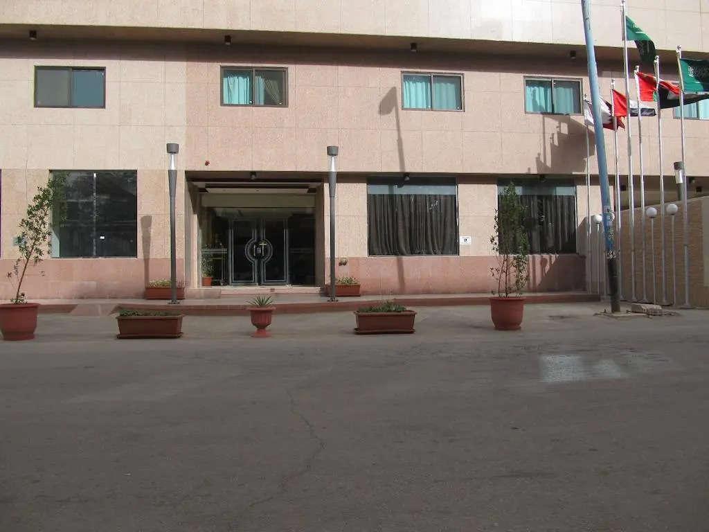 Roseline Hotel Suites