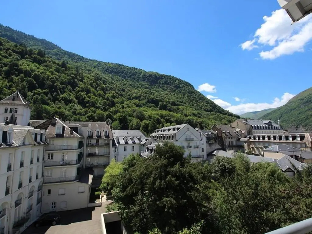 Appartement Bagnères-de-Luchon, 2 pièces, 4 personnes - FR-1-313-135