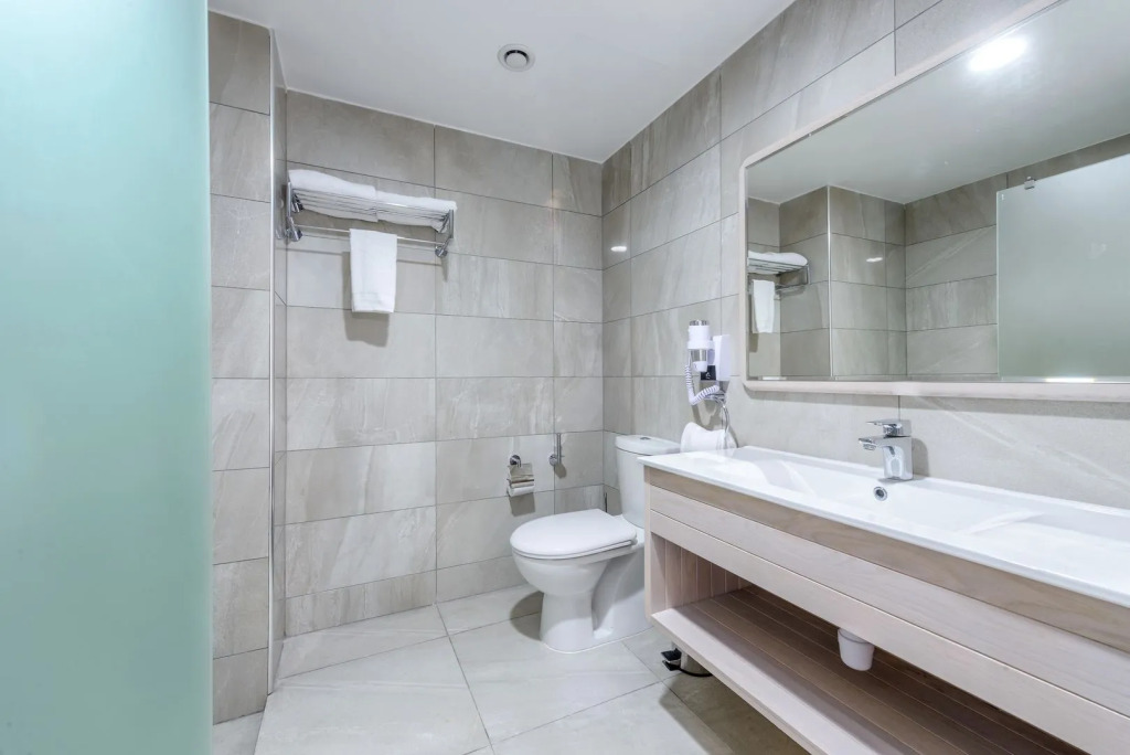 Tasia Maris Beach Hotel
