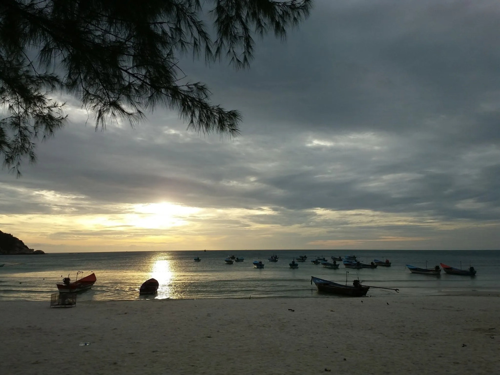 Haadrin Resort