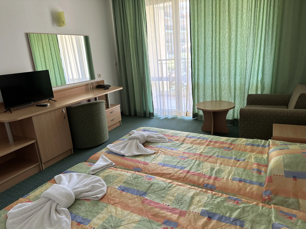 Sunny Day Club Hotel