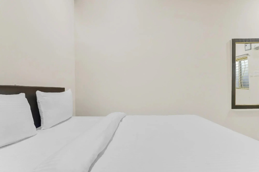 OYO 86527 Hotel Vijay Residency