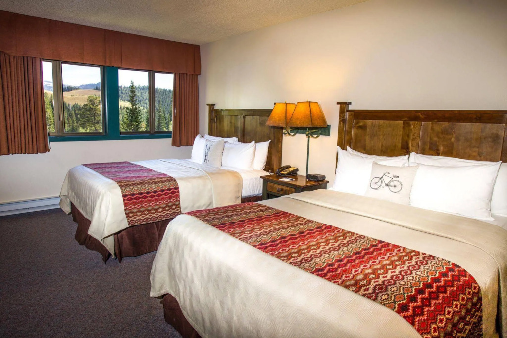 Teewinot Lodge by Grand Targhee Resort
