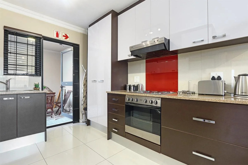 STAR APARTMENTS