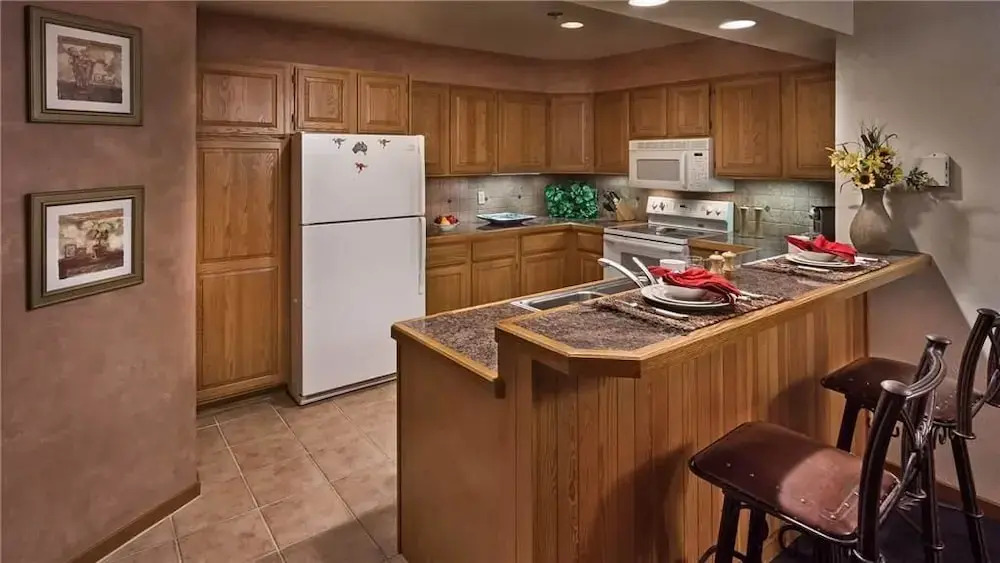 Chartreuse 122 2 BedroomCondo By Moving Mountains