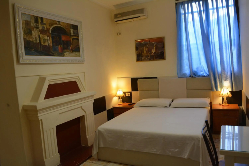 Hotel Republika