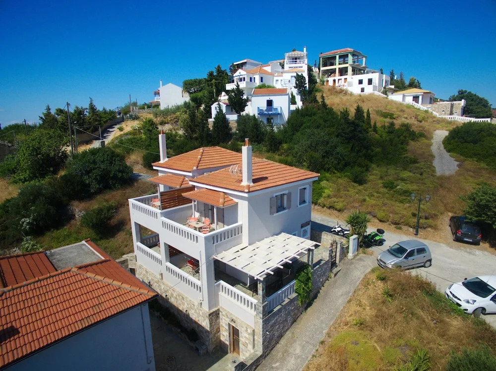 Casa Aeria old town sea view