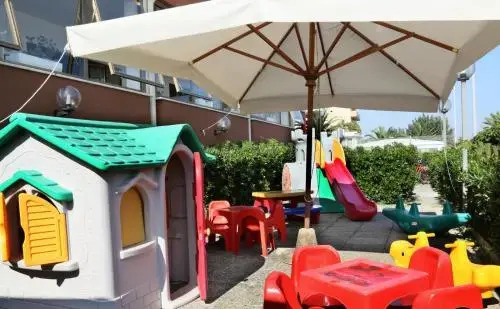 Hotel Tritone