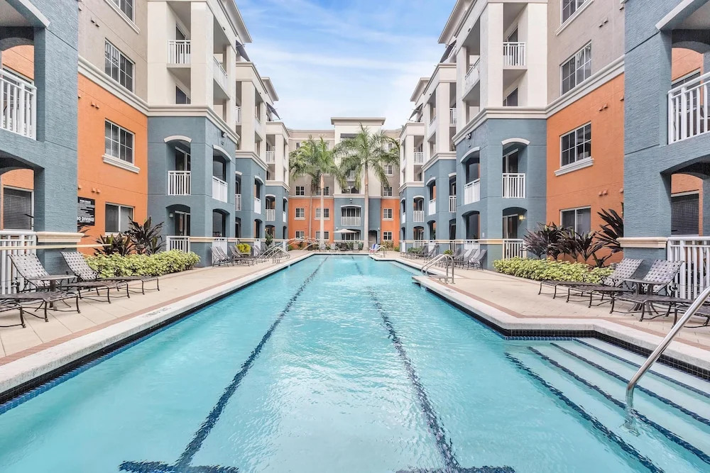 Dharma Home Suites South Miami at Red Road Commons