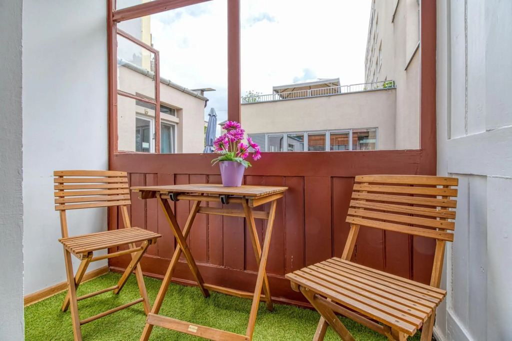JonasHouse studios - Great Location near Bratislava City Center- personal or self check-in