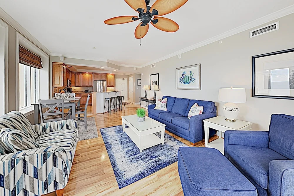 Beachfront Stunner On Boardwalk W/ Balcony & Pool 3 Bedroom Condo