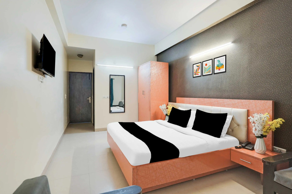 Collection O Maithli Marg Sector 55 Noida