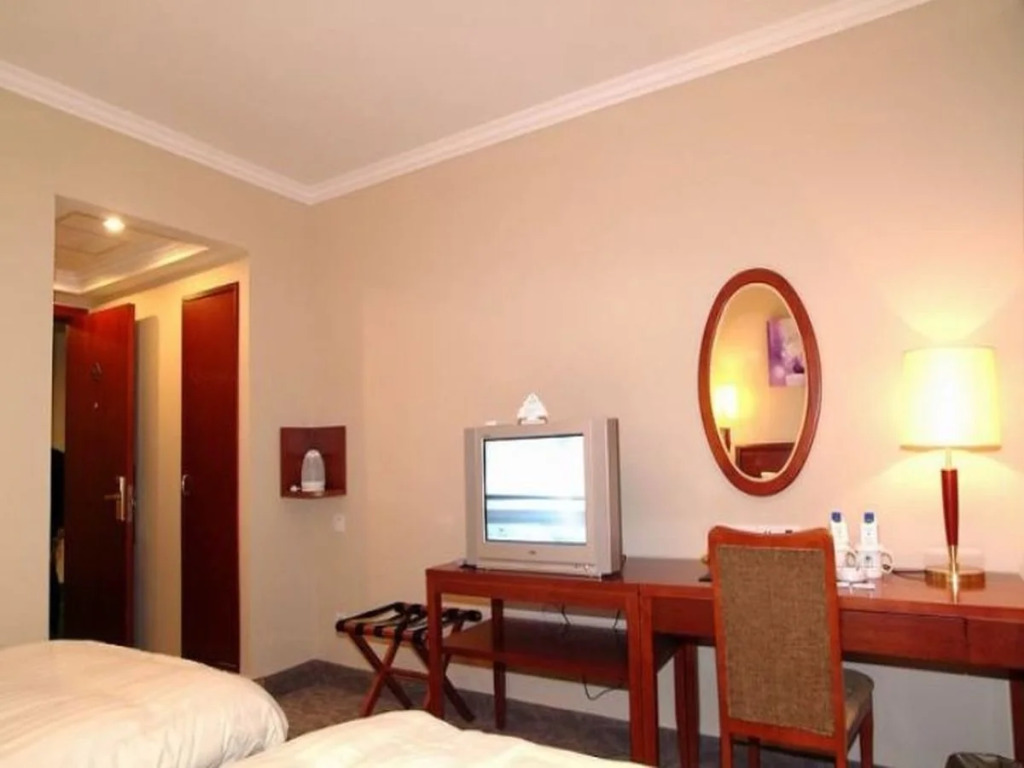 GreenTree Inn Suzhou Railway Station South Plaza Zhuozheng Garden Business Hotel