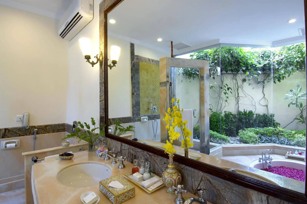 Le Meridien Jaipur Resort & Spa