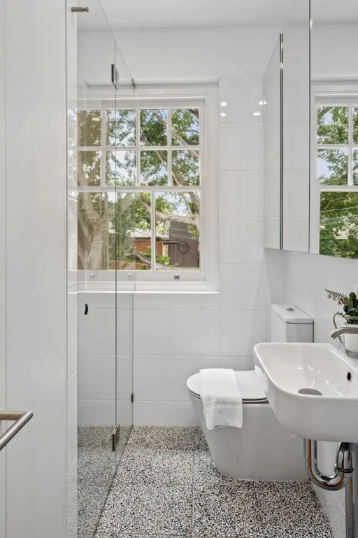 Mulwarree Avenue Apartments by Urban Rest