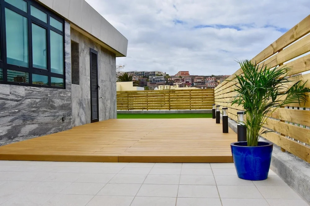 Stunning city center penthouse with terrace