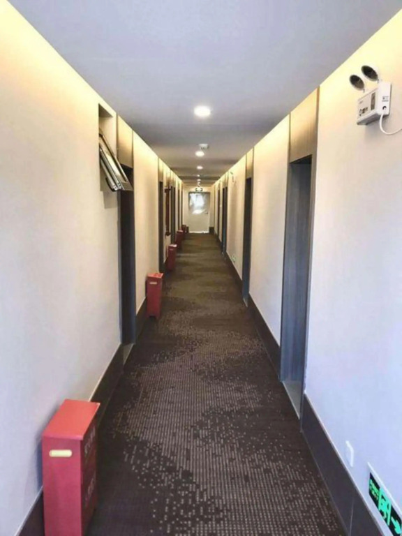 Ruifu Yingbin Hostel