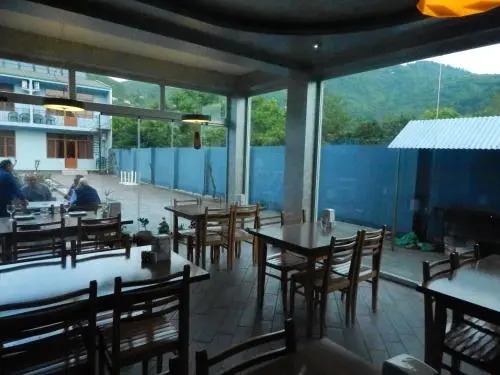 Hotel Shore House